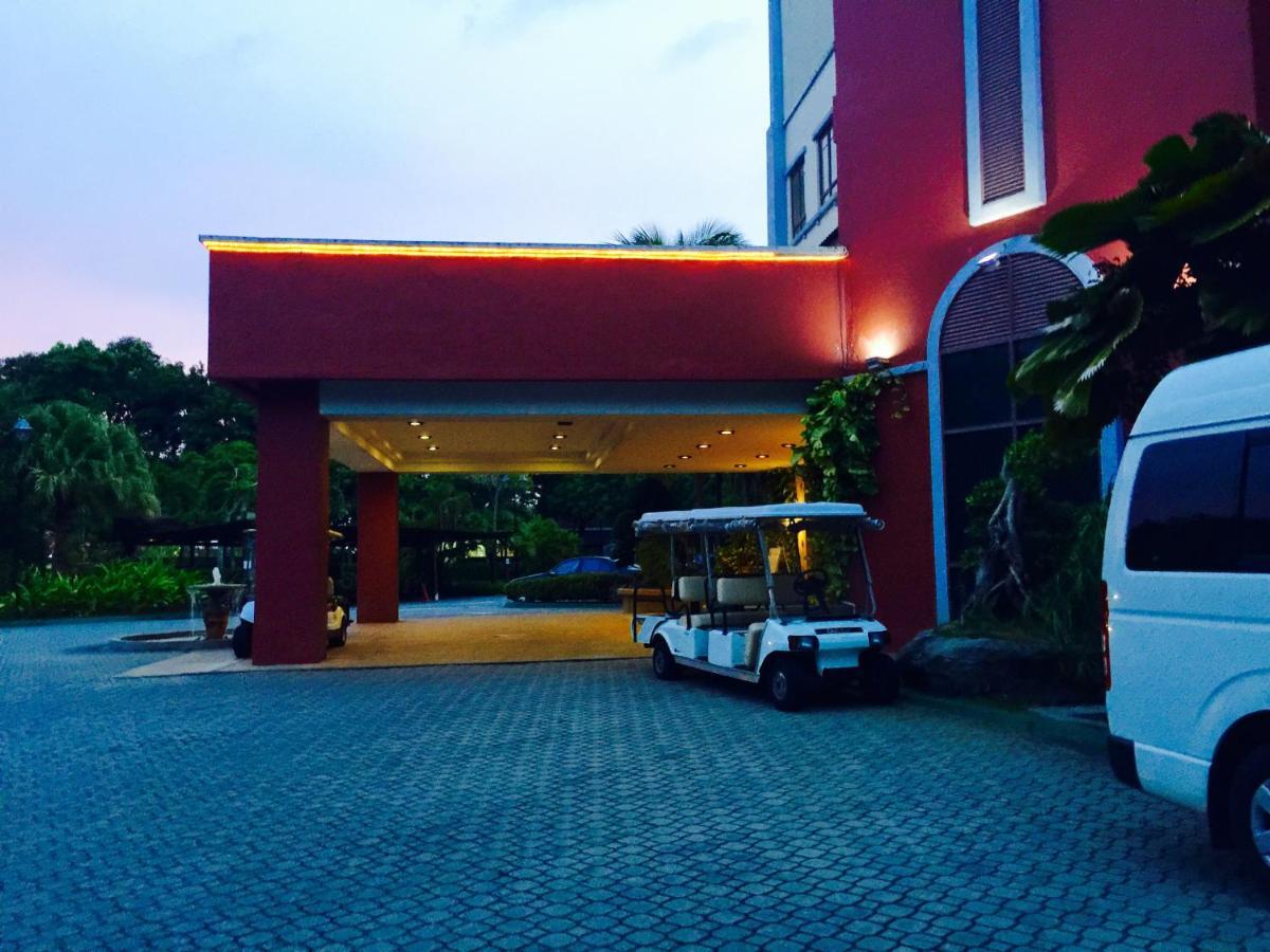 Langkawi Lagoon Ocean Resort Pantai Cenang  Exterior photo